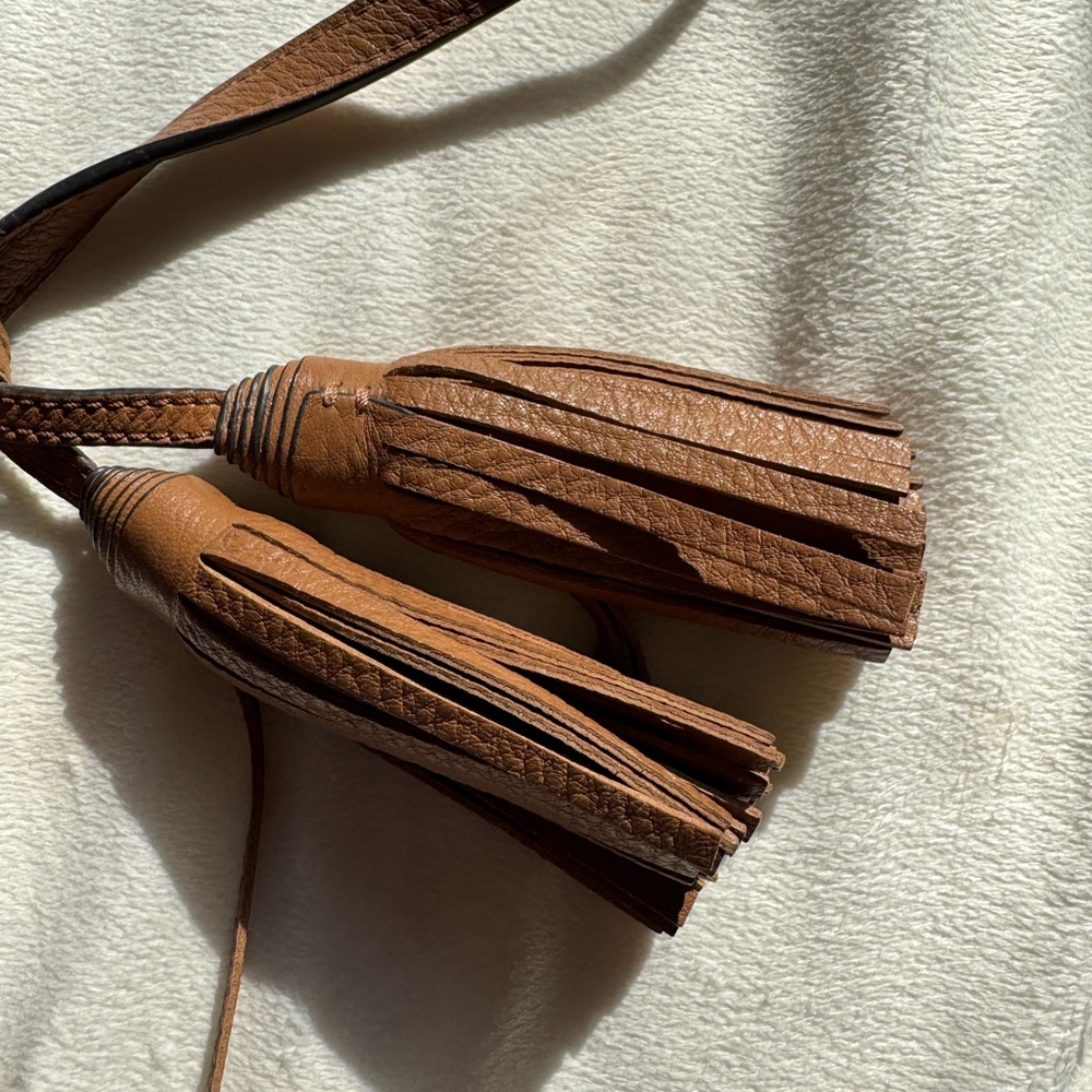 Tory Burch crossbody purse - Picture 3 of 12